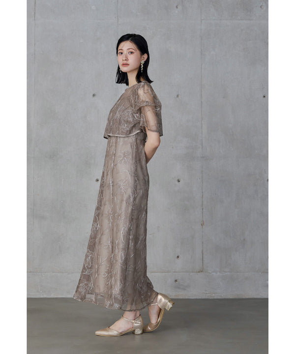 {"color":"\u30d9\u30fc\u30b8\u30e5","info":"model\uff1aH166cm size\uff1aM"}