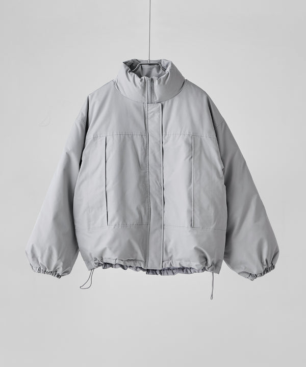 {"color":"\u30e9\u30a4\u30c8\u30d6\u30eb\u30fc","info":""}