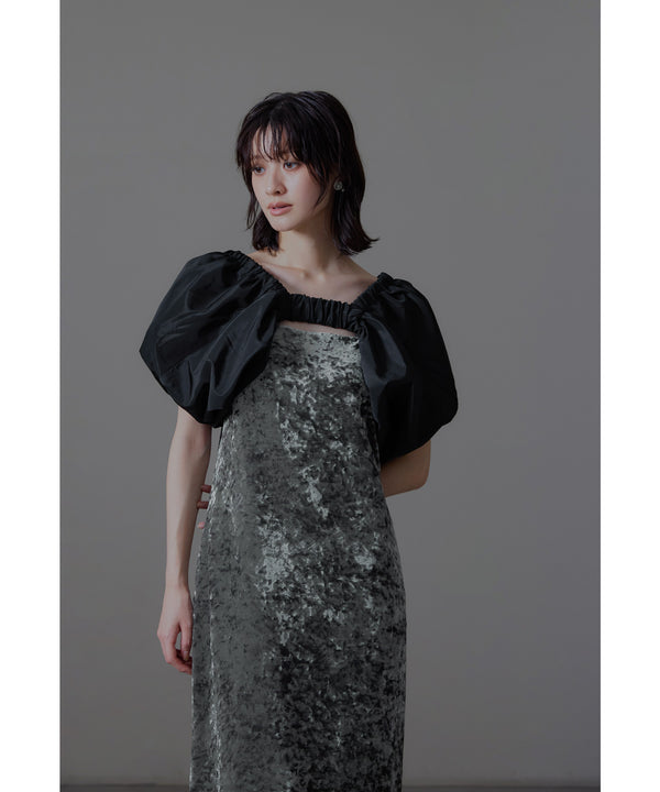 {"color":"\u30d6\u30e9\u30c3\u30af","info":"model\uff1aH166cm size\uff1aM"}