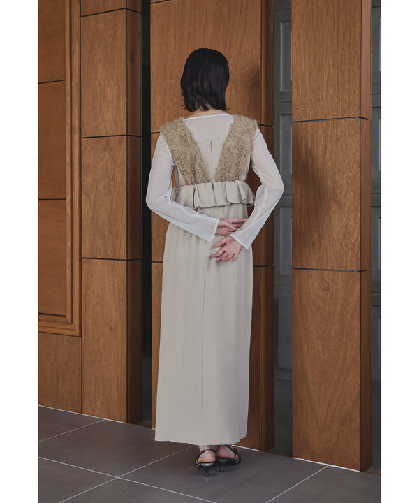 {"color":"\u30d9\u30fc\u30b8\u30e5","info":"model\uff1aH166cm size\uff1aM"}