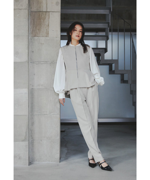 {"color":"\u30d9\u30fc\u30b8\u30e5","info":"model\uff1aH165cm size\uff1aM"}