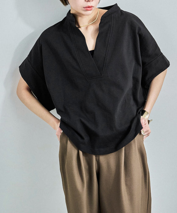 {"color":"\u30d6\u30e9\u30c3\u30af","info":"model\uff1aH158cm size\uff1aM"}