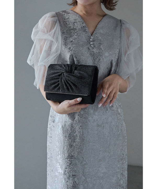 {"color":"\u30d6\u30e9\u30c3\u30af","info":""}