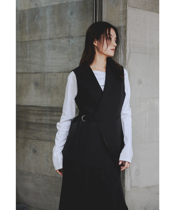 {"color":"\u30d6\u30e9\u30c3\u30af","info":"model\uff1aH165cm size\uff1aM"}