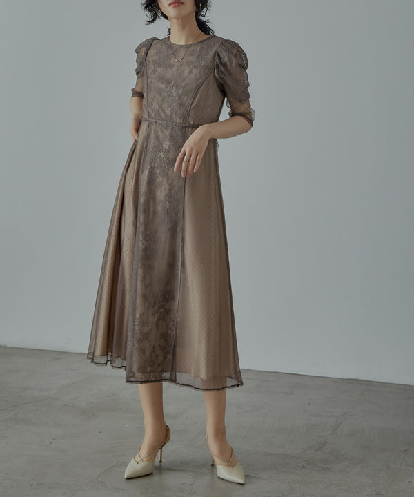 {"color":"\u30e2\u30ab","info":"model\uff1aH167cm size\uff1aM"}