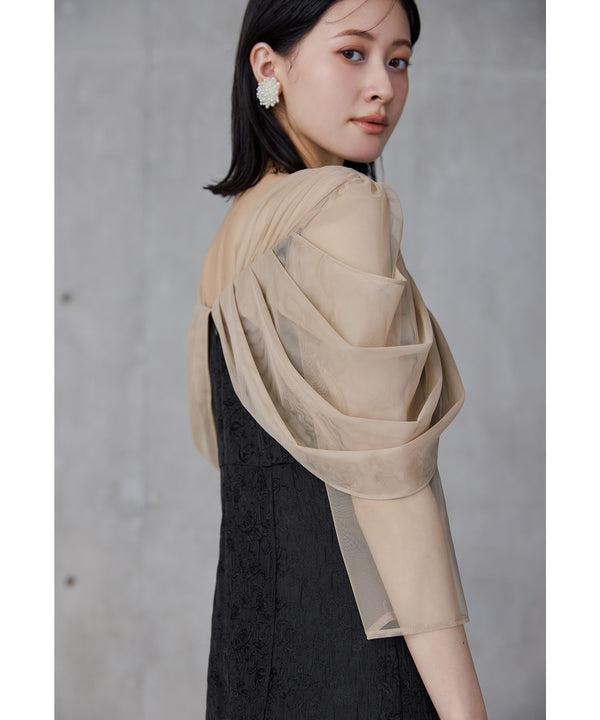 {"color":"\u30d9\u30fc\u30b8\u30e5\u00d7\u30d6\u30e9\u30c3\u30af","info":"model\uff1aH166cm size\uff1aM"}