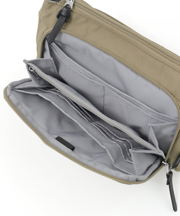 {"color":"","info":""}