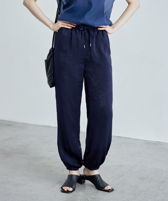 {"color":"\u30cd\u30a4\u30d3\u30fc","info":"model\uff1aH170cm size\uff1aF"}