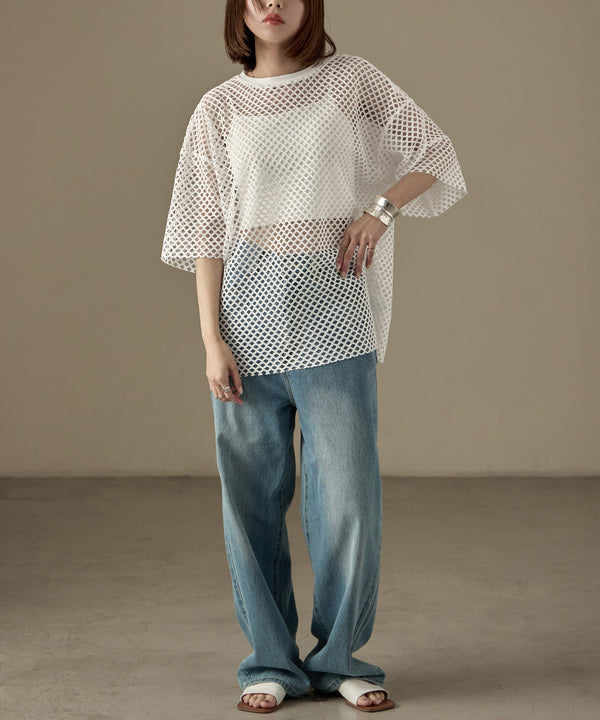 {"color":"\u30db\u30ef\u30a4\u30c8","info":"model\uff1aH158cm size\uff1aM"}