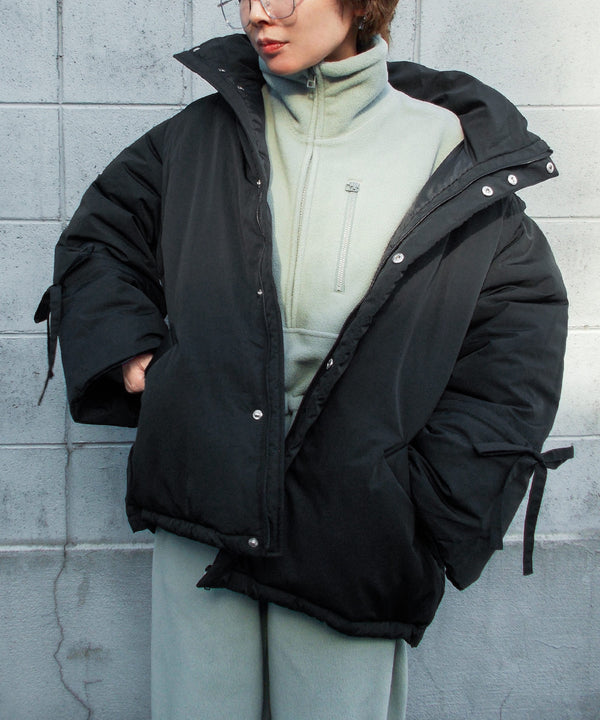 {"color":"\u30d6\u30e9\u30c3\u30af","info":"model\uff1aH155cm size\uff1aM"}