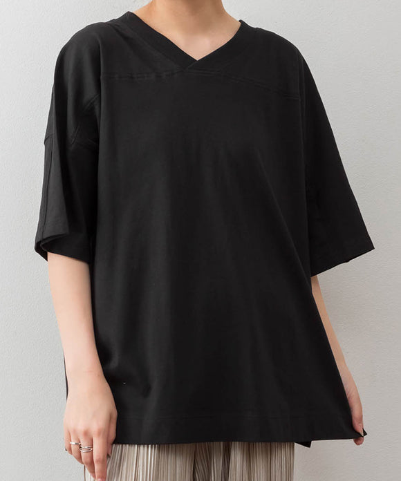 {"color":"\u30d6\u30e9\u30c3\u30af","info":"model\uff1aH160cm size\uff1aM-L"}