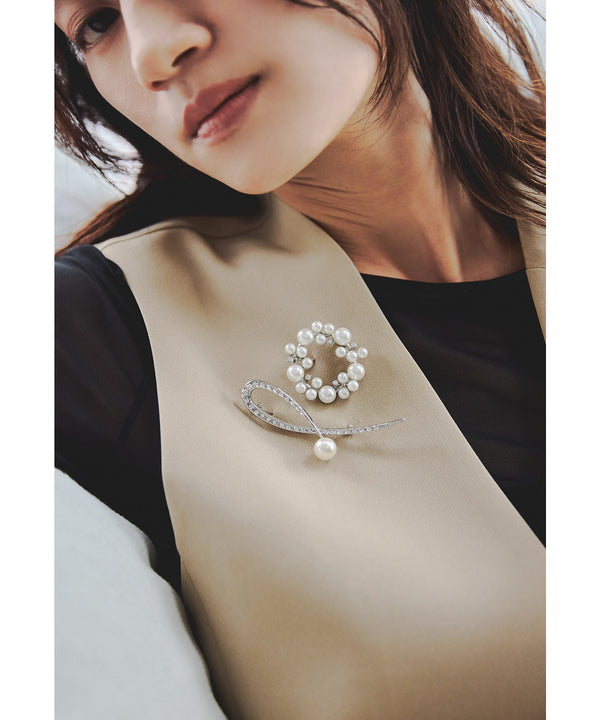 {"color":"\u30b7\u30eb\u30d0\u30fc","info":""}