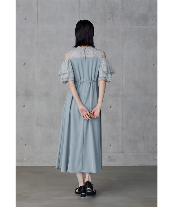 {"color":"\u30d6\u30eb\u30fc\u30b0\u30ec\u30fc","info":"model\uff1aH166cm size\uff1aM"}