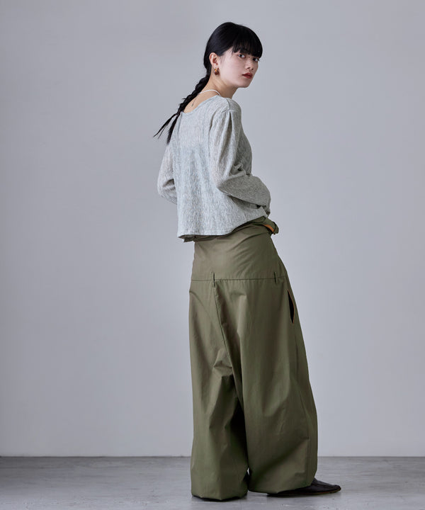 {"color":"\u6762\u30b0\u30ec\u30fc","info":"model\uff1aH163cm size\uff1aM"}