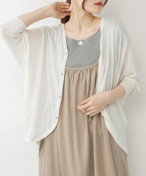 {"color":"\u30aa\u30d5\u30db\u30ef\u30a4\u30c8","info":"model\uff1aH167cm size\uff1aM-L"}