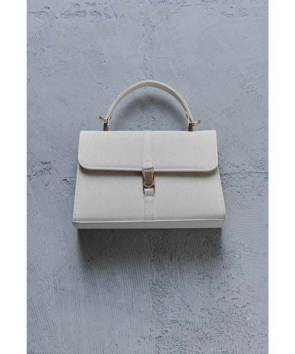 {"color":"\u30d9\u30fc\u30b8\u30e5","info":""}