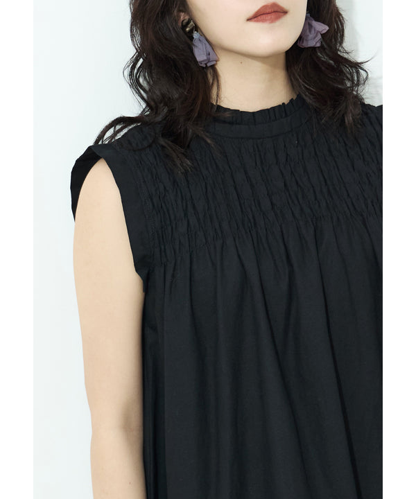 {"color":"\u30d6\u30e9\u30c3\u30af","info":"model\uff1aH157cm size\uff1aM"}