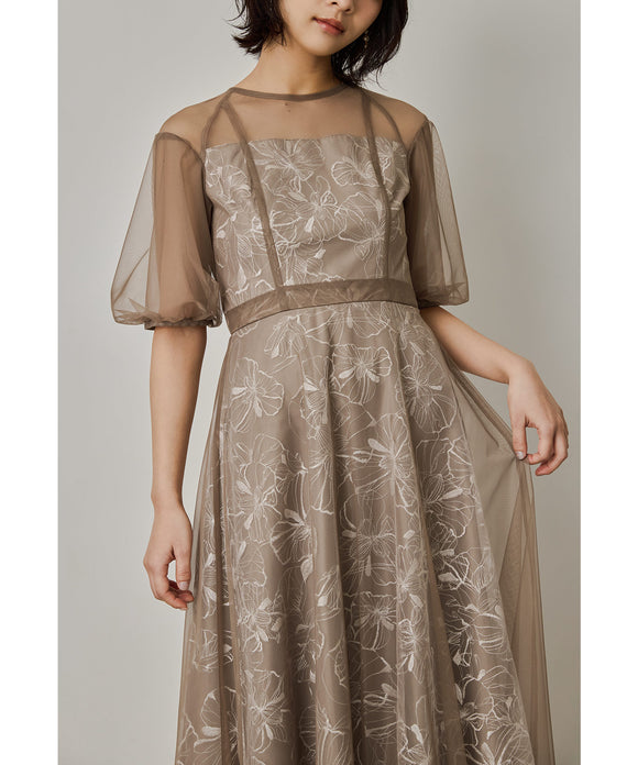 {"color":"\u30e2\u30ab","info":"model\uff1aH161cm size\uff1aM"}