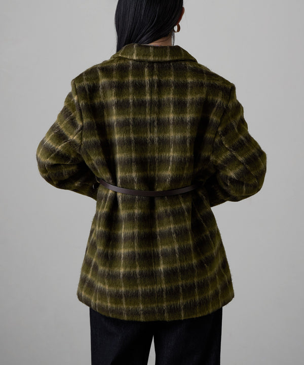 {"color":"\u30ab\u30fc\u30ad","info":"model\uff1aH163cm size\uff1aF"}