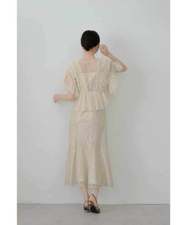 {"color":"\u30d9\u30fc\u30b8\u30e5","info":"model\uff1aH166cm size\uff1aM"}
