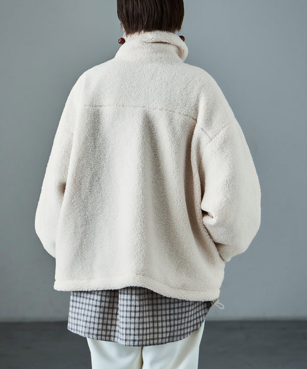 {"color":"\u30a2\u30a4\u30dc\u30ea\u30fc","info":"model\uff1aH158cm size\uff1aM"}