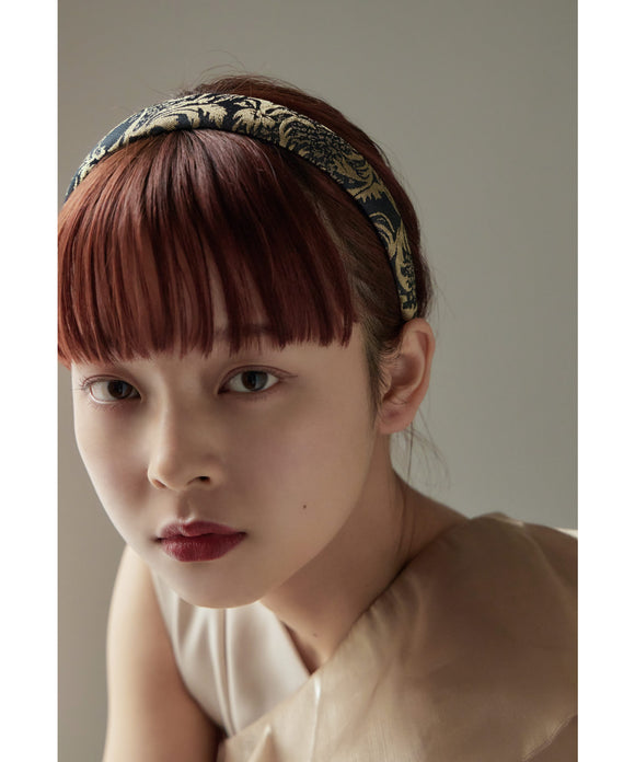 {"color":"","info":""}