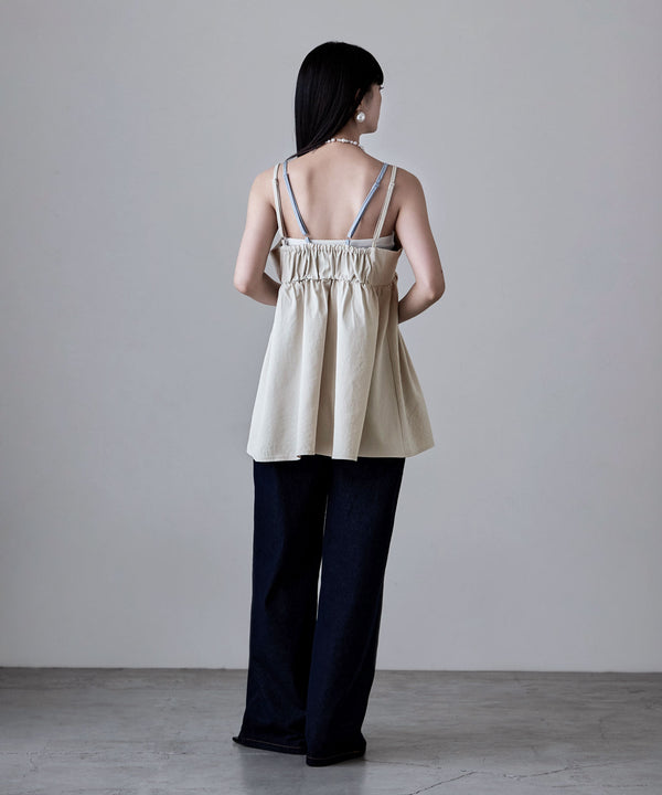 {"color":"\u30b0\u30ec\u30fc\u30b8\u30e5","info":"model\uff1aH163cm size\uff1aM"}