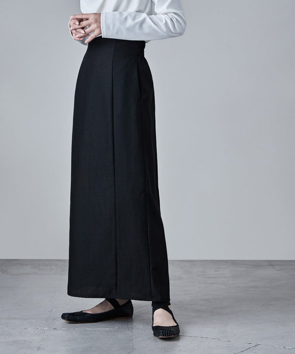 {"color":"\u30d6\u30e9\u30c3\u30af","info":"model\uff1aH166cm size\uff1aM"}