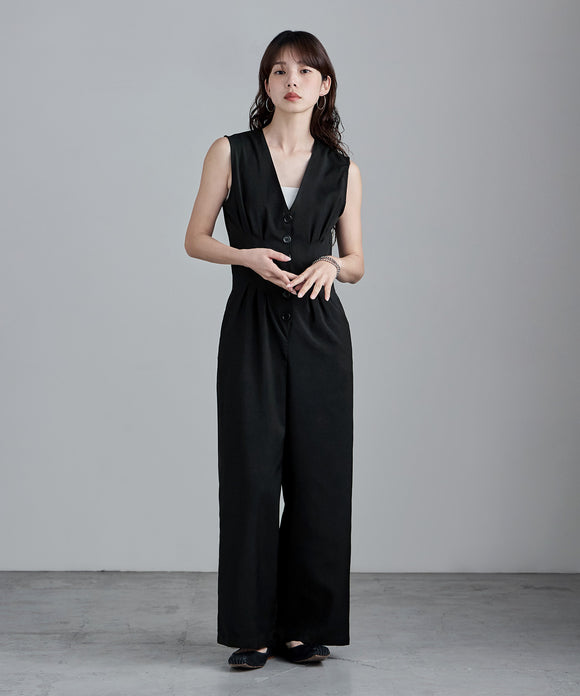 {"color":"\u30d6\u30e9\u30c3\u30af","info":"model\uff1aH166cm size\uff1aM"}