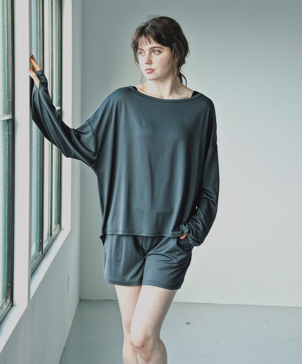 {"color":"\u30c1\u30e3\u30b3\u30fc\u30eb","info":"model\uff1aH166cm size\uff1aM-L"}