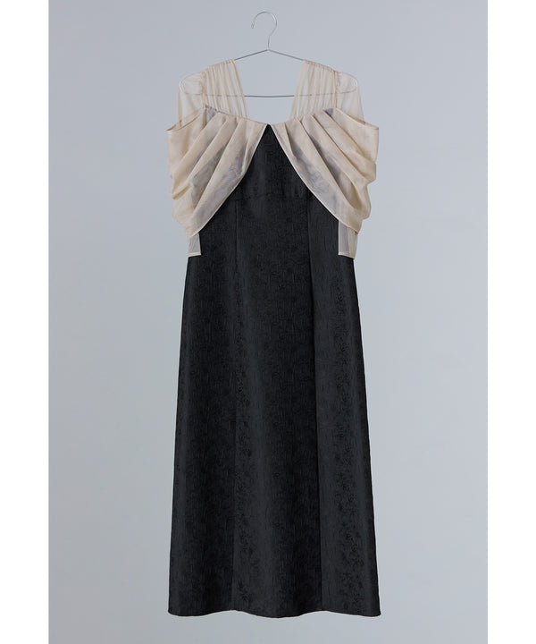 {"color":"\u30d9\u30fc\u30b8\u30e5\u00d7\u30d6\u30e9\u30c3\u30af","info":""}