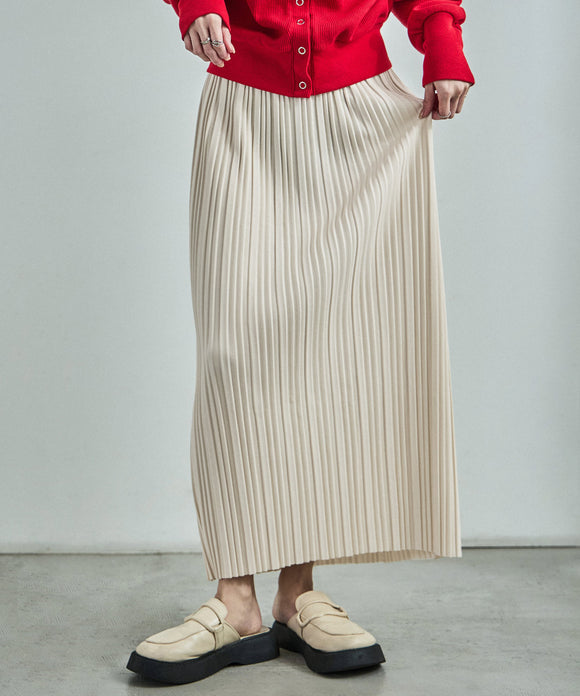 {"color":"\u30a2\u30a4\u30dc\u30ea\u30fc","info":"model\uff1aH158cm size\uff1aM"}