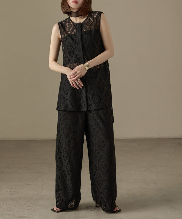 {"color":"\u30d6\u30e9\u30c3\u30af","info":"model\uff1aH158cm size\uff1aM"}