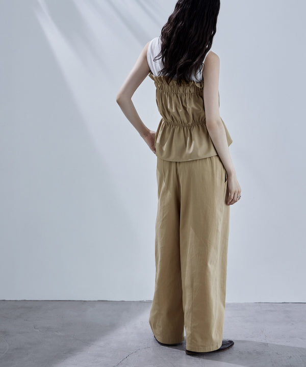 {"color":"\u30e9\u30a4\u30c8\u30d9\u30fc\u30b8\u30e5","info":"model\uff1aH170cm size\uff1aM"}