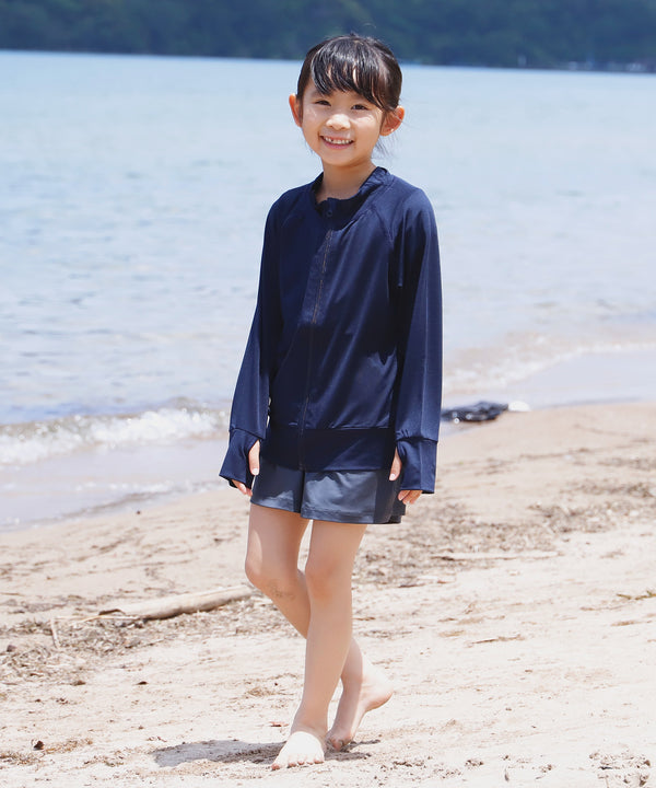 {"color":"\u30cd\u30a4\u30d3\u30fc","info":""}