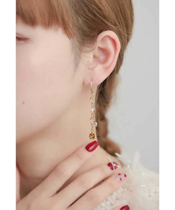 {"color":"\u30b4\u30fc\u30eb\u30c9","info":""}