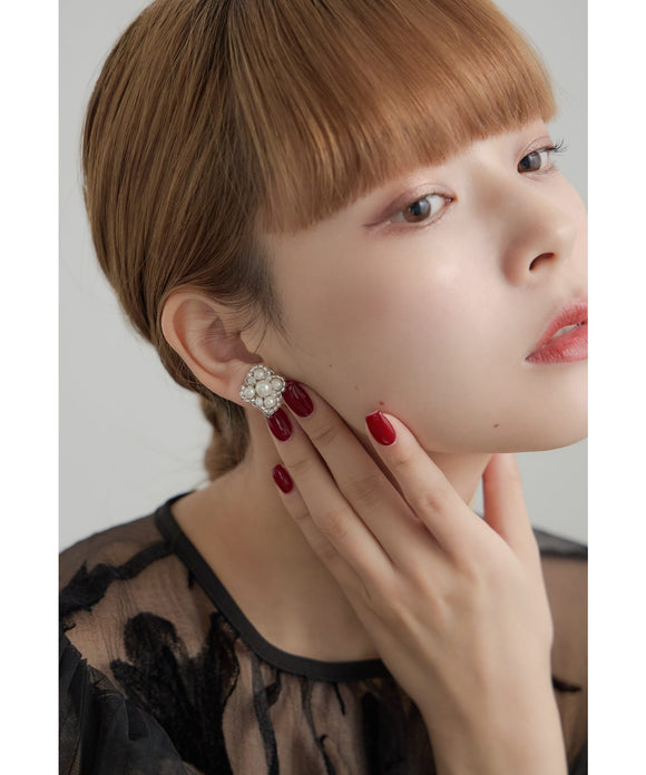 {"color":"\u30b7\u30eb\u30d0\u30fc","info":""}