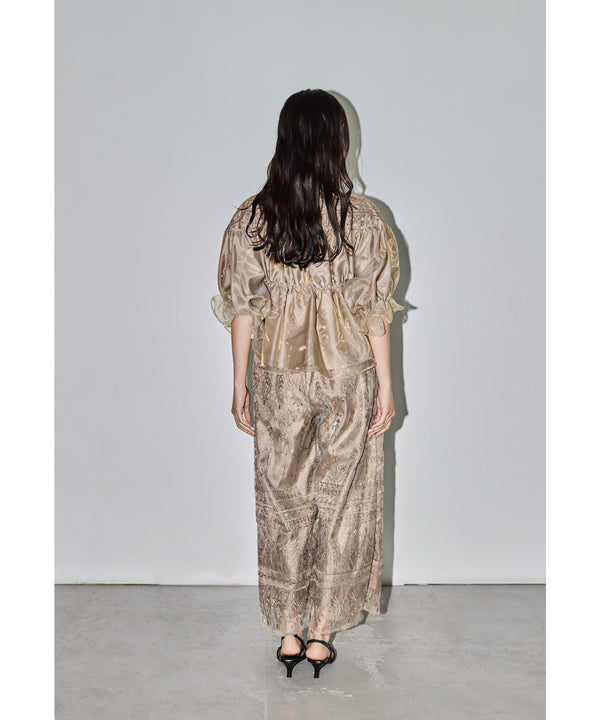 {"color":"\u30e2\u30ab","info":"model\uff1aH165cm size\uff1aM"}
