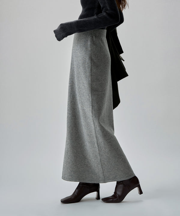 {"color":"\u30b0\u30ec\u30fc","info":"model\uff1aH166cm size\uff1aM"}