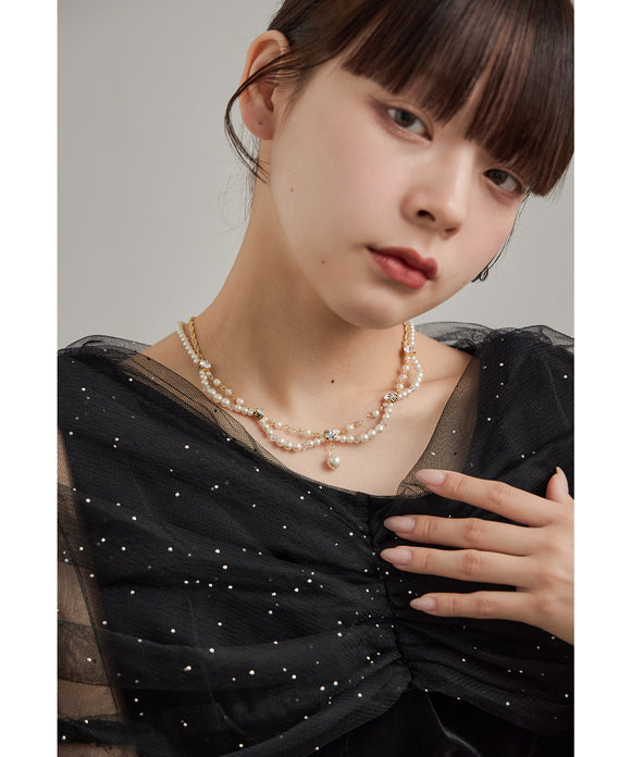 {"color":"\u30aa\u30d5\u30db\u30ef\u30a4\u30c8","info":""}