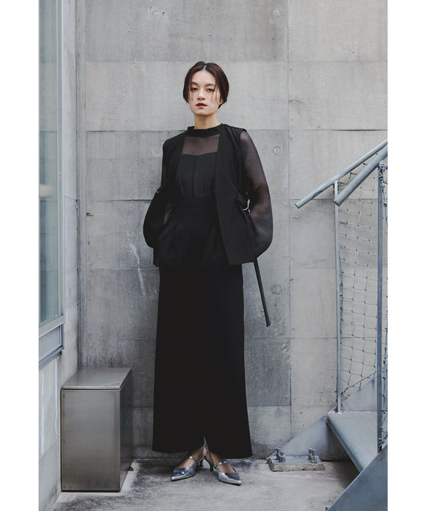 {"color":"\u30d6\u30e9\u30c3\u30af","info":"model\uff1aH165cm size\uff1aM"}