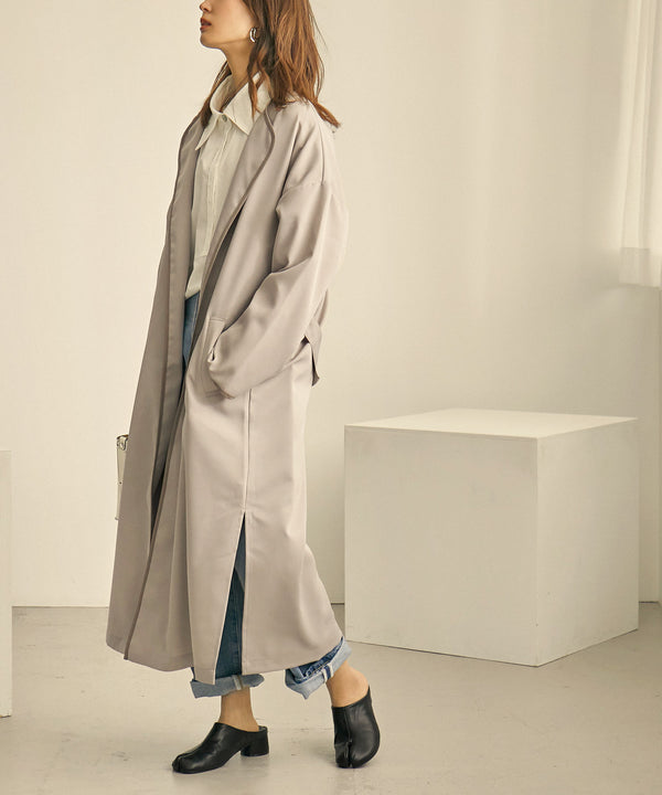 Fashion Letter パイピングノーカラーガウンコート グレージュ