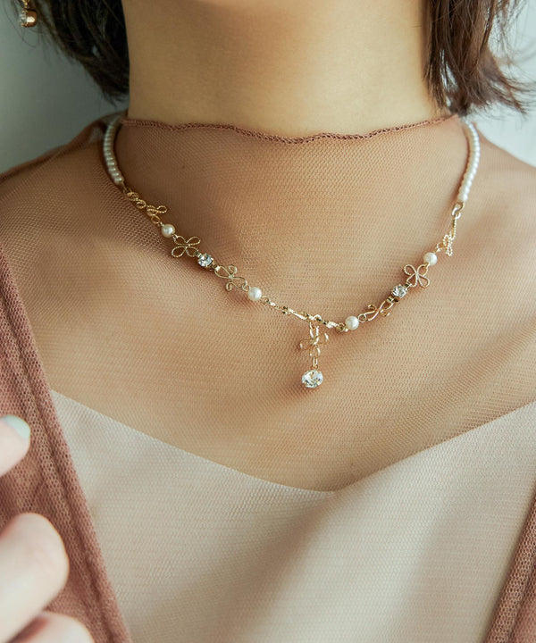 {"color":"\u30b4\u30fc\u30eb\u30c9","info":""}