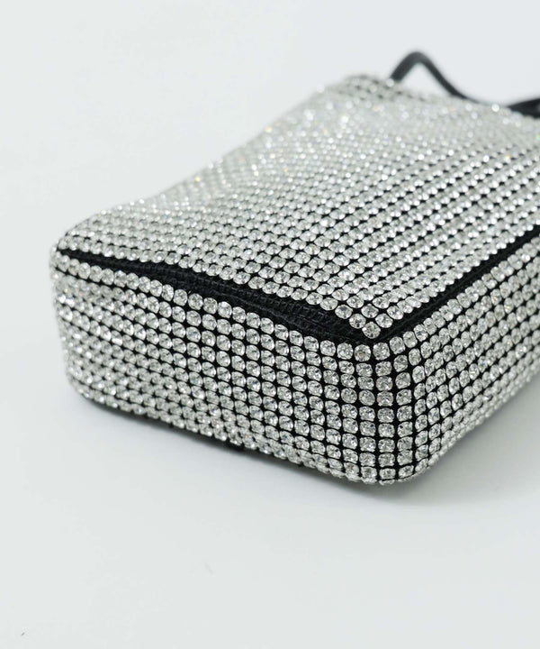 {"color":"","info":""}