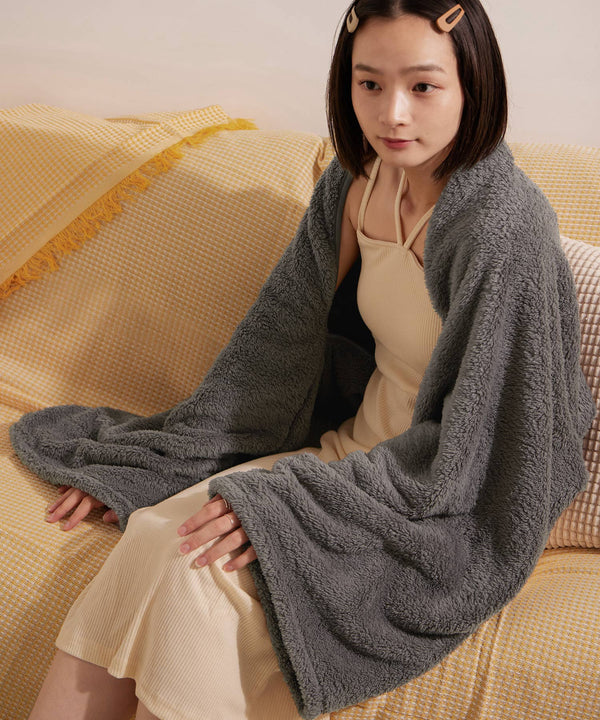 {"color":"\u30c1\u30e3\u30b3\u30fc\u30eb","info":"model\uff1aH163.5cm size\uff1aF"}