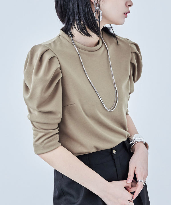 {"color":"\u30d9\u30fc\u30b8\u30e5","info":"model\uff1aH163.5cm size\uff1aM"}