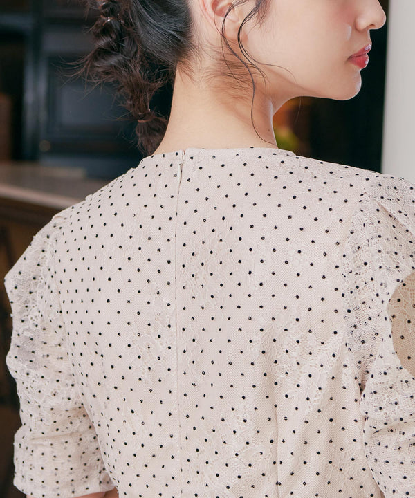 {"color":"","info":""}