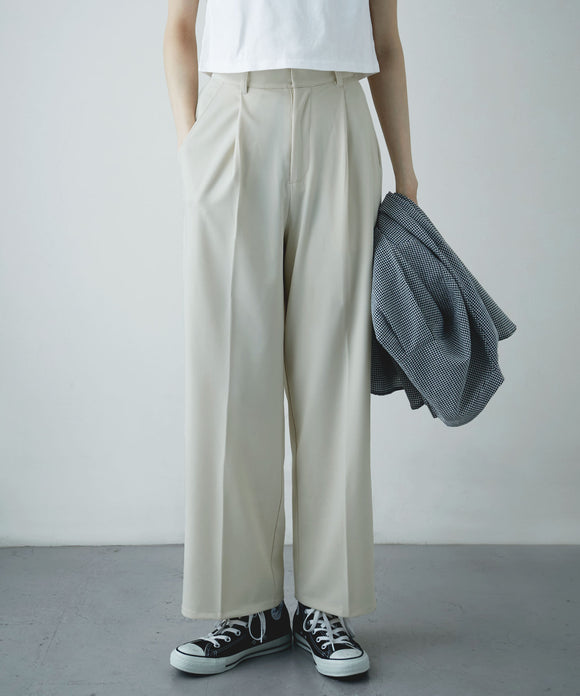 {"color":"\u30a2\u30a4\u30dc\u30ea\u30fc","info":"model\uff1aH170cm size\uff1aF"}