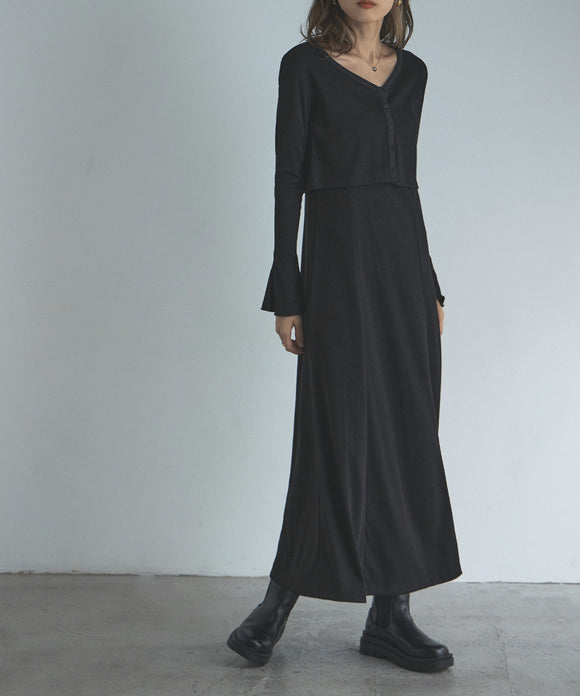{"color":"\u30d6\u30e9\u30c3\u30af","info":"model\uff1aH170cm size\uff1aM"}