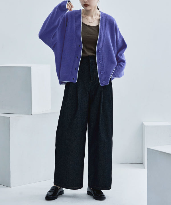{"color":"\u30d6\u30eb\u30fc\u00d7\u30e9\u30a4\u30c8\u30b0\u30ec\u30fc","info":"model\uff1aH170cm size\uff1aM"}